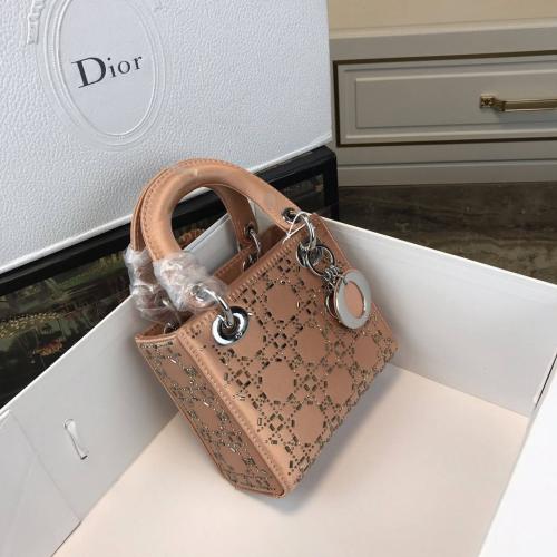 شنطه ديور