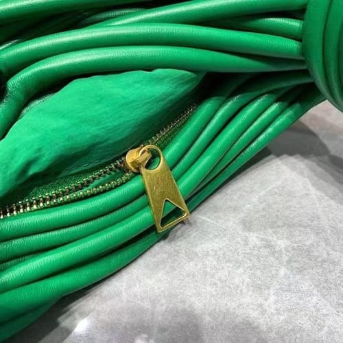 شنطة بوتيغا