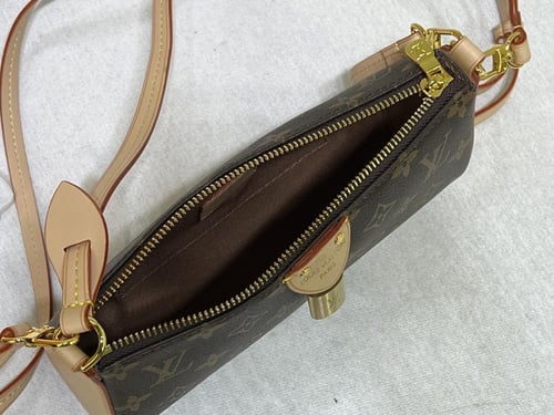 شنطة لويس فيتون