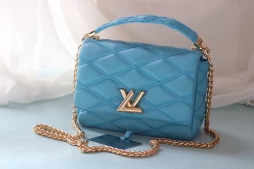 شنطه Lv