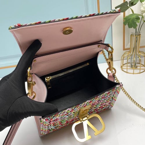 شنطه فالنتينيو