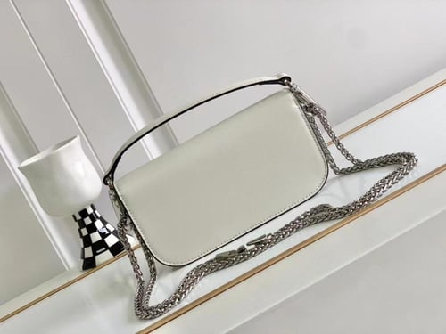 شنطه فلانتينيو