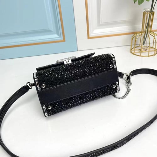 شنطه فالنتينيو