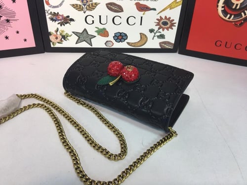 شنطة gucci