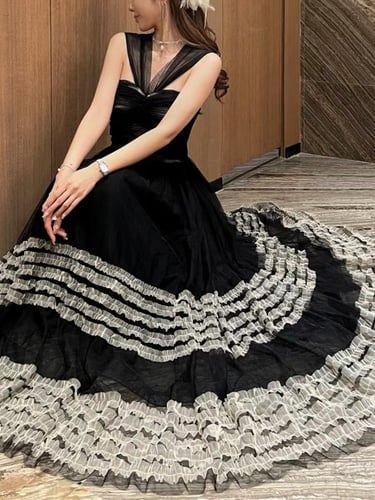 فستان سهرة شبكي