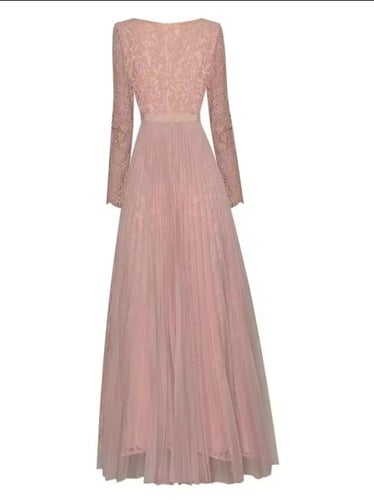 فستان داتيل