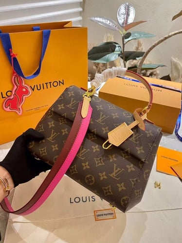 شنط لو يس فيتون