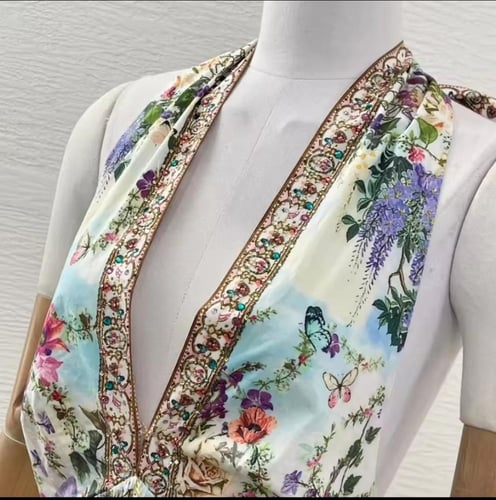 فستان قصير انيق