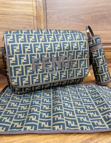 شنطه مواليد findi