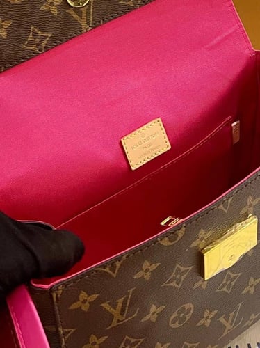 شنط لو يس فيتون