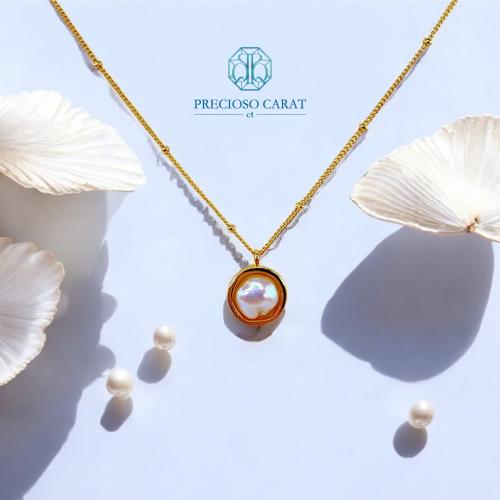 تعليقة لؤلؤة كبيرة