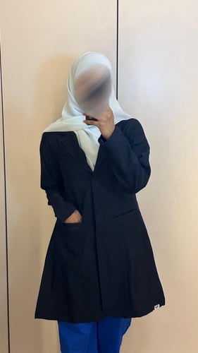 زاهيه اسود