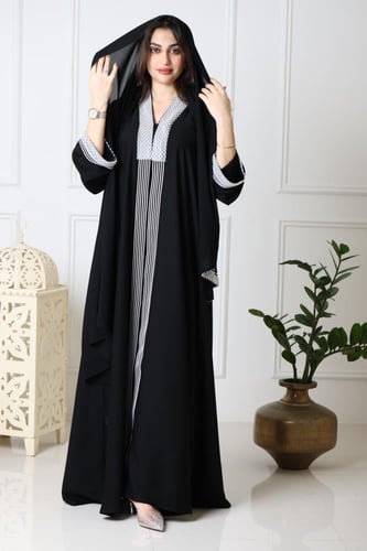 عباية حرير اسود