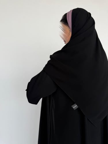 عباية قماش كريب لمياء نص كلوش