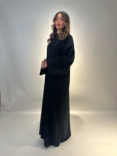 عباية كريب جاكار نص كلوش