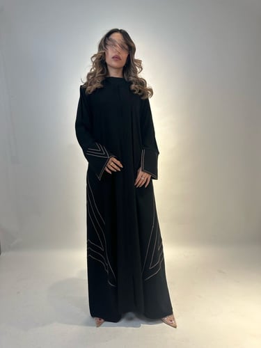 عباية كريب ملكي ربع كلوش