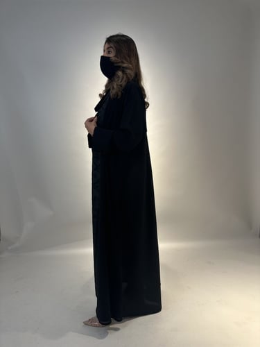 عباية كريب جاكار ربع كلوش