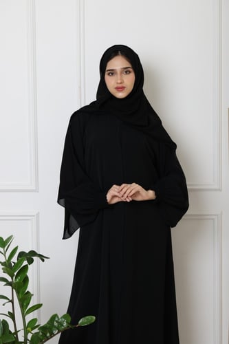 عباية حرير ملكي نص كلوش