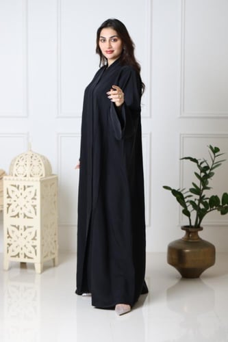 عباية حرير مغسول اسود نص كلوش