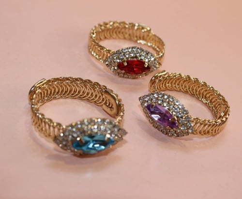 اساور زركون