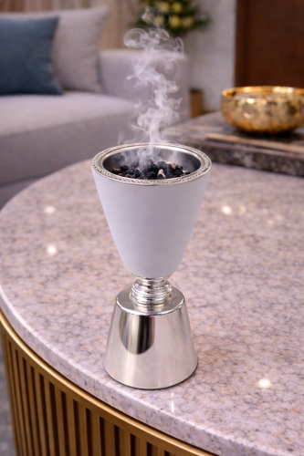 Luxurious white and silver incense burner – Elegant aroma with refined taste