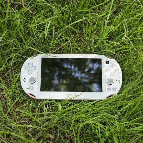 PS Vita - Pink