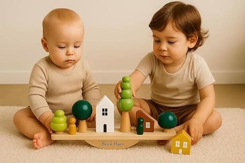 لعبة تعليمية - موازنة أشجار الطبيعة والمنازل ودمى