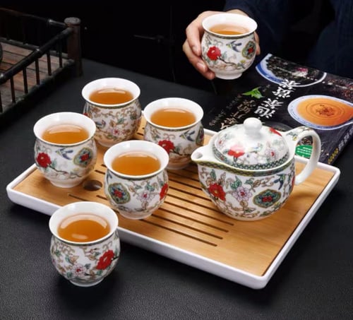 طقم للشاي مكون من 8 قطع الاكواب دبل تحفظ الحرارة م...