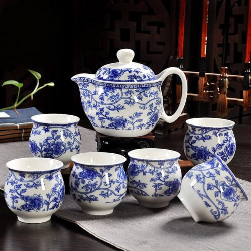 طقم شاي مكون من 8 قطع الكوب دبل مزخرف بالورد الازر...