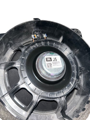 سماعات JBL كامري 18-25