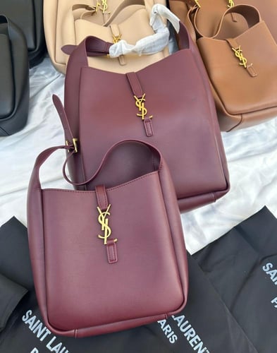 شنط يد حجمين