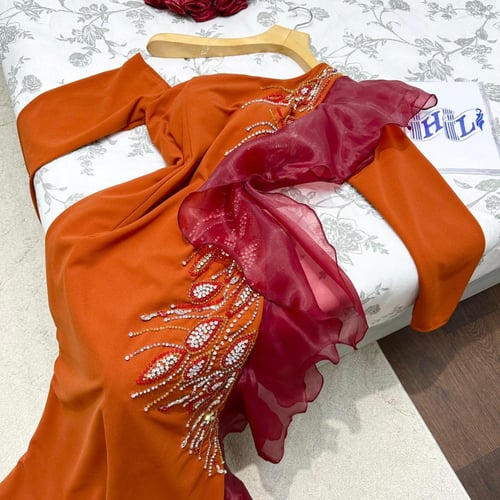 فستان العنود