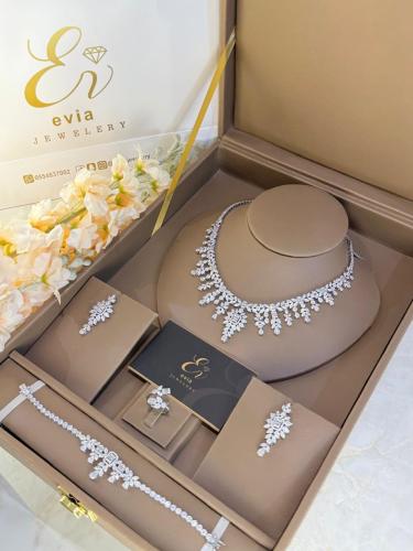 طقم دقة ألماس