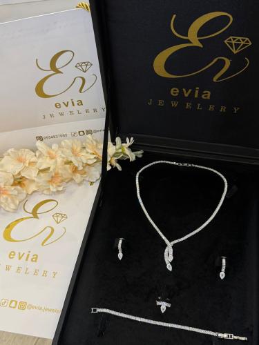 طقم زركون دقة ألماس