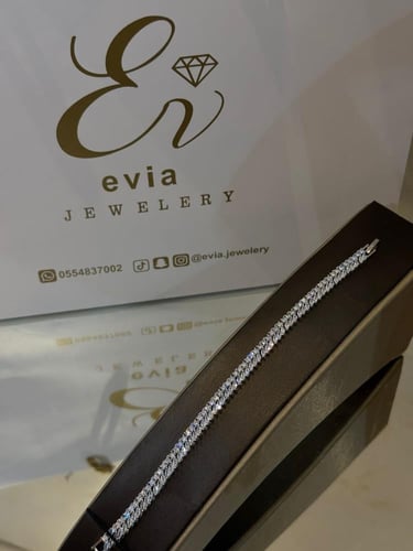 طقم زركون ناعم تصميم ألماس