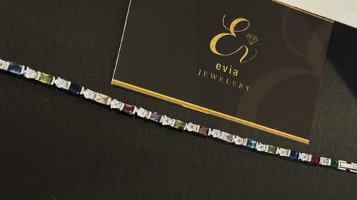 طقم مرصع زركون ملون