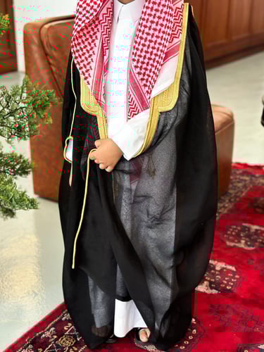 عرض العيد 6 قطع ( بشت اسود )