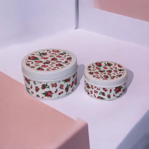 مطابق شالكي أبيض من اواني ماس