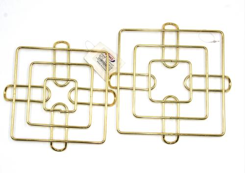 قاعدة إبريق استيل ذهبي