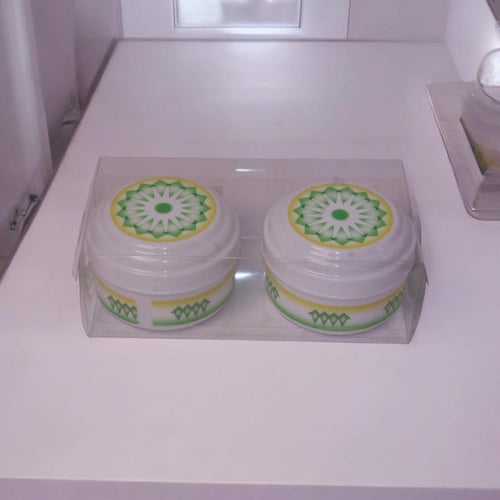 مطابق غضار بلاستيك أخضر