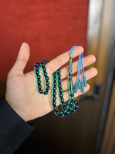 بكلايت اخضر شفاف بخط اسود
