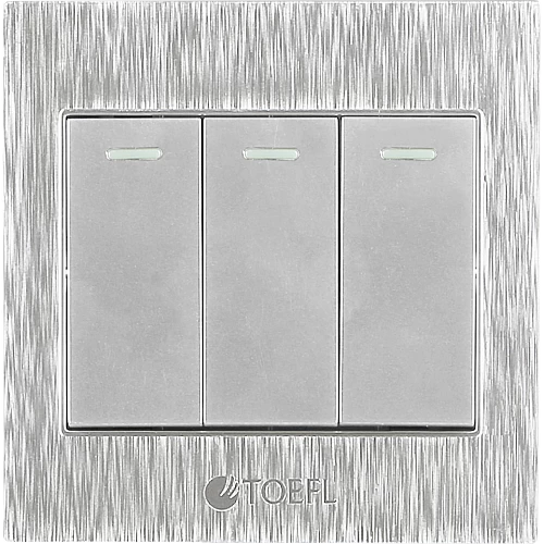 مفتاح ثلاثي لون فضي