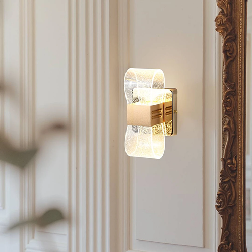 Modern wall lamp lighting, gold color, lighting type 3 lights, watt 5
