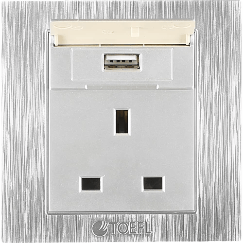 فيش ثلاثي مع منفذ يو اس بي USB لون فضي