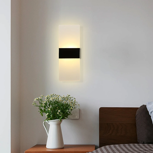 ابليك حائط جداري مودرن اسود 3 اضاءات