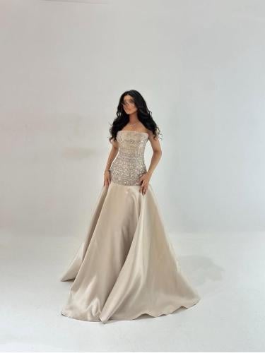 فستان الغيم