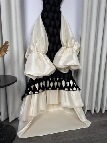 فستان هيفاء