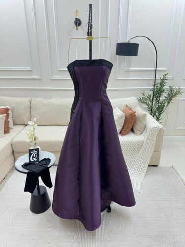 فستان وديان