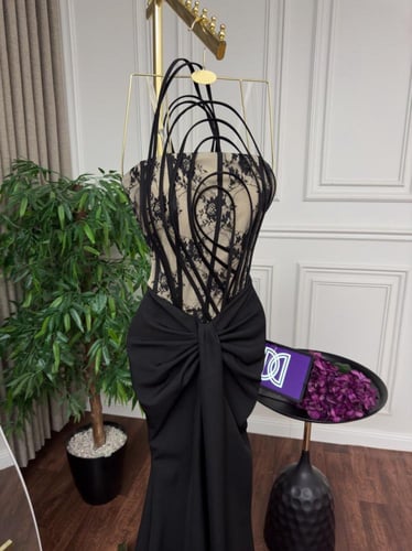 فستان العنود