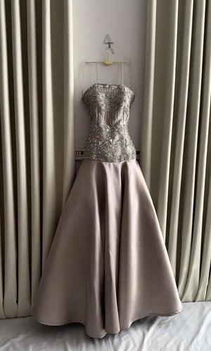 فستان الغيم